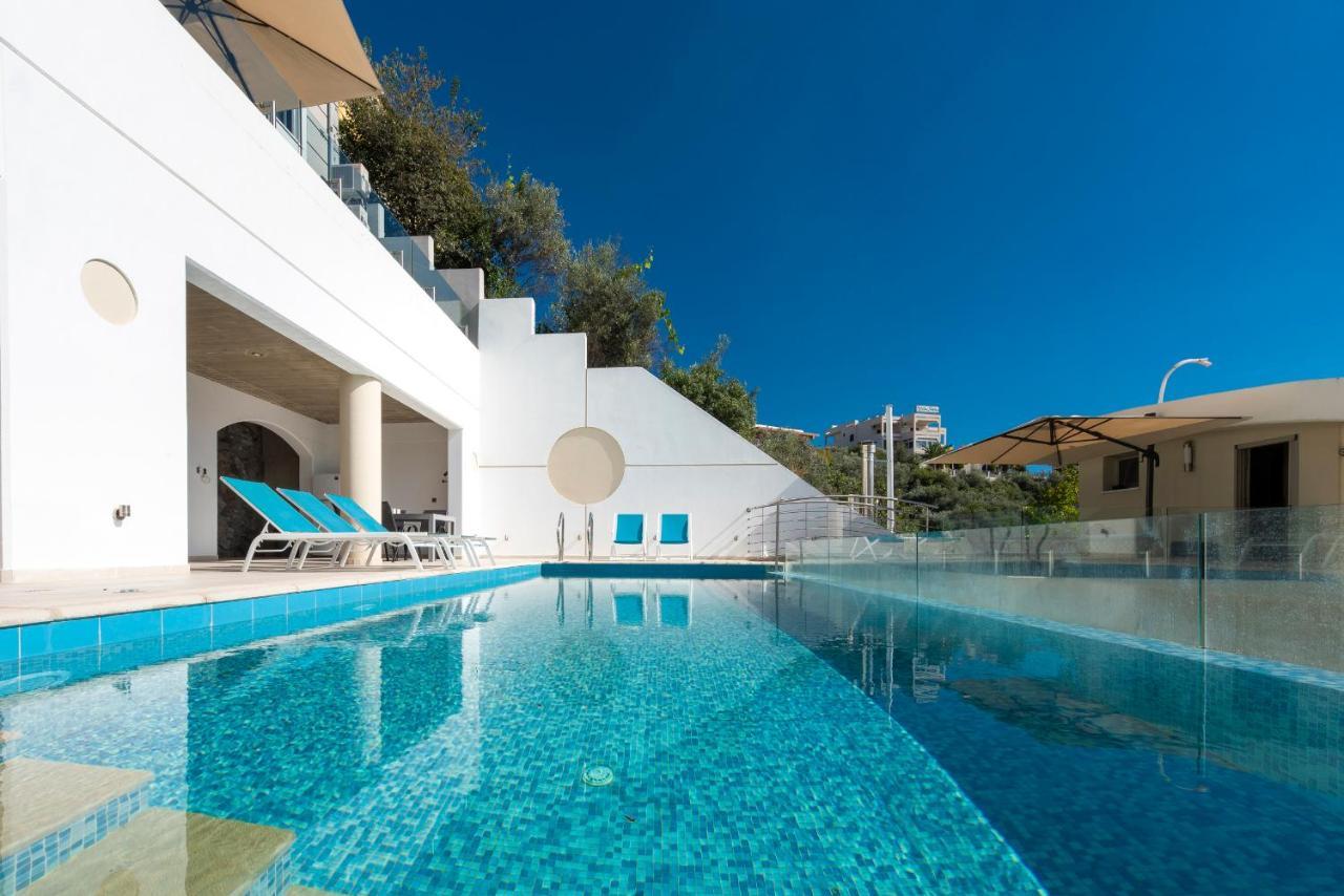 Villa Evian ปาเลออน ซิฟลิคิออน ภายนอก รูปภาพ